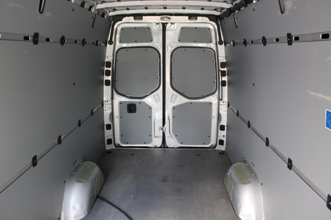 Mercedes-Benz Sprinter 2500 170-in. WB 2023