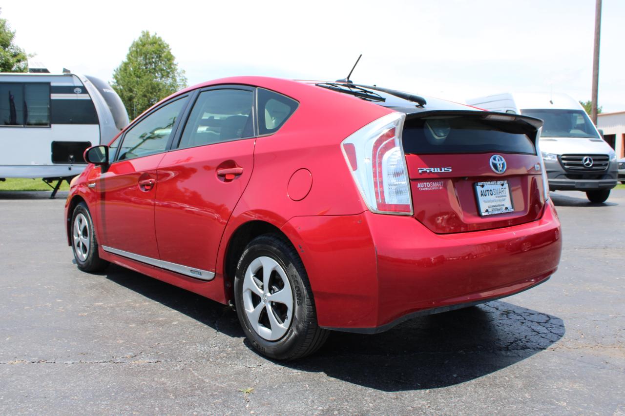Toyota Prius  2013