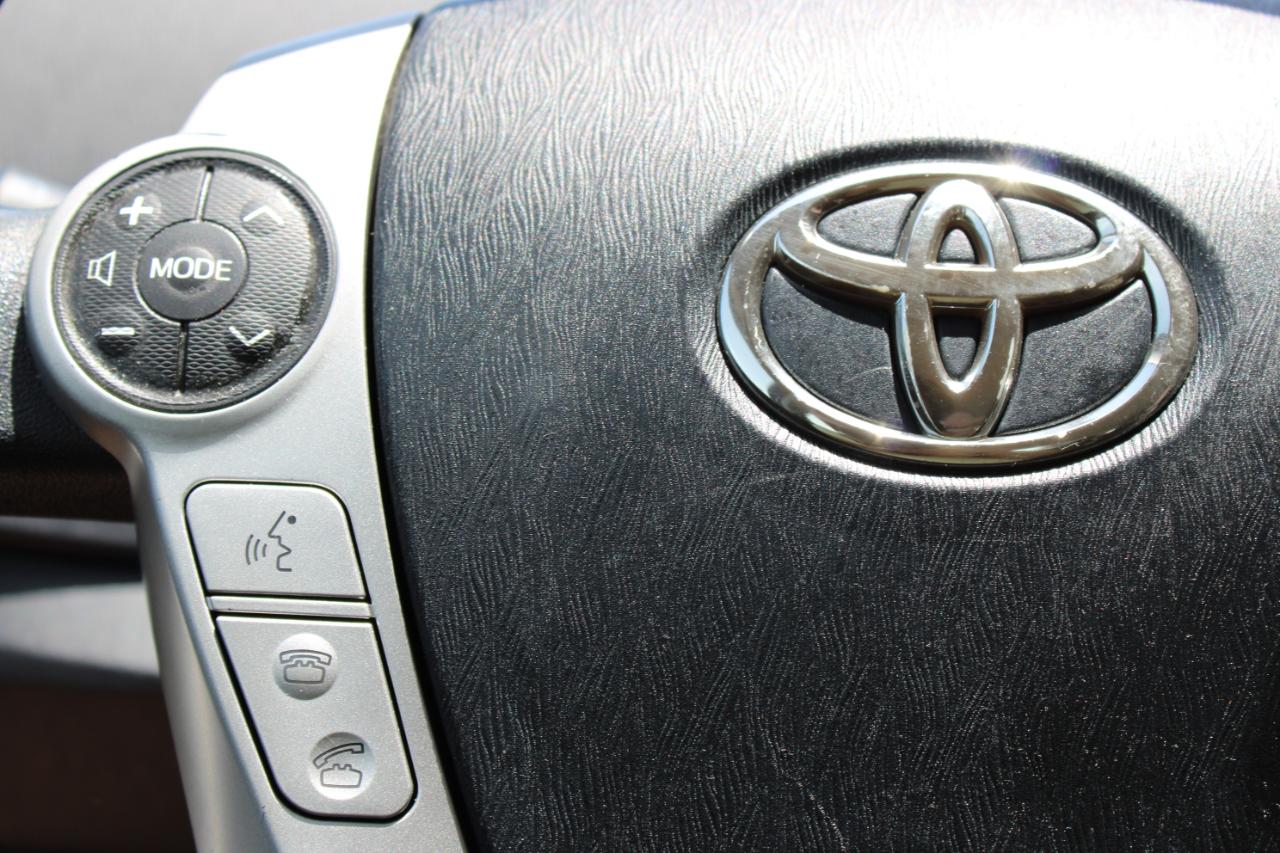 Toyota Prius  2013