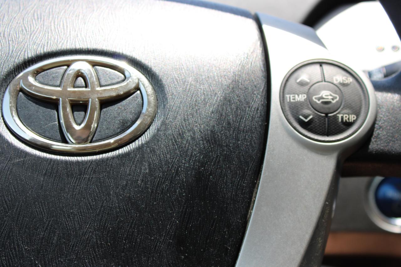 Toyota Prius  2013