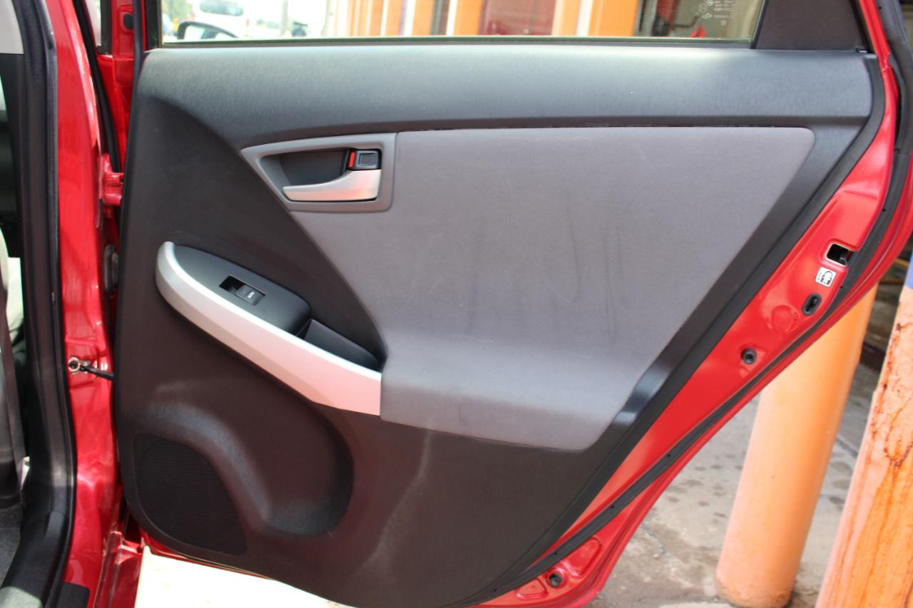Toyota Prius  2013