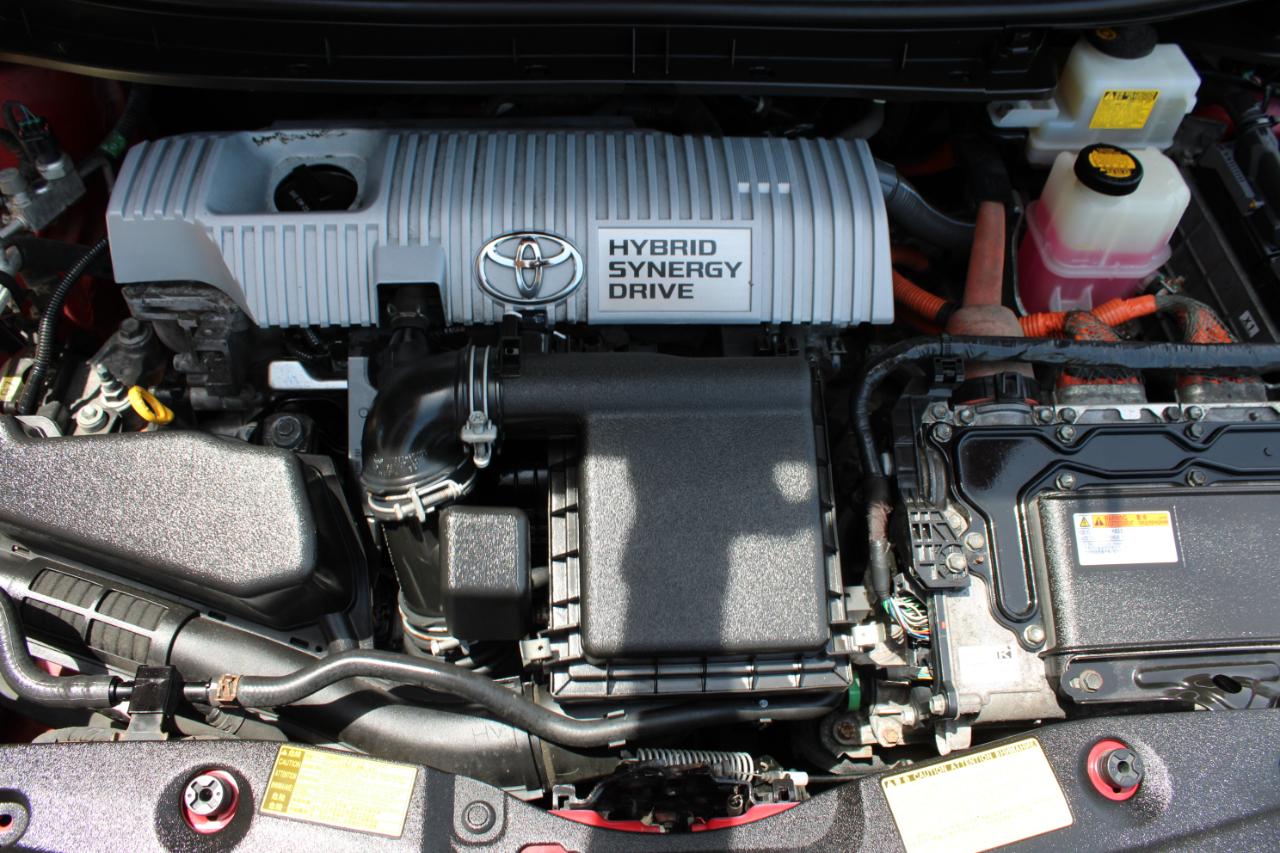 Toyota Prius  2013