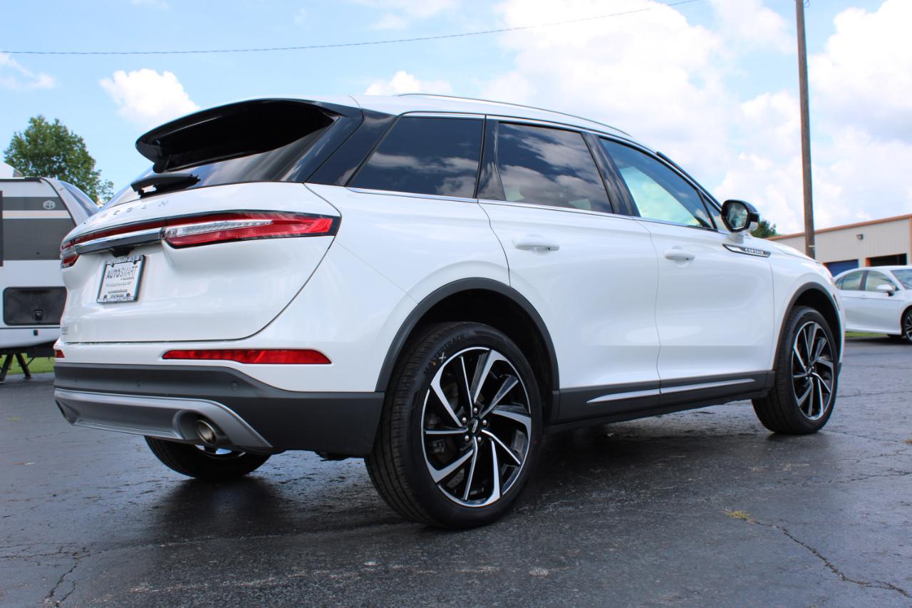 Lincoln Corsair Reserve AWD 2023