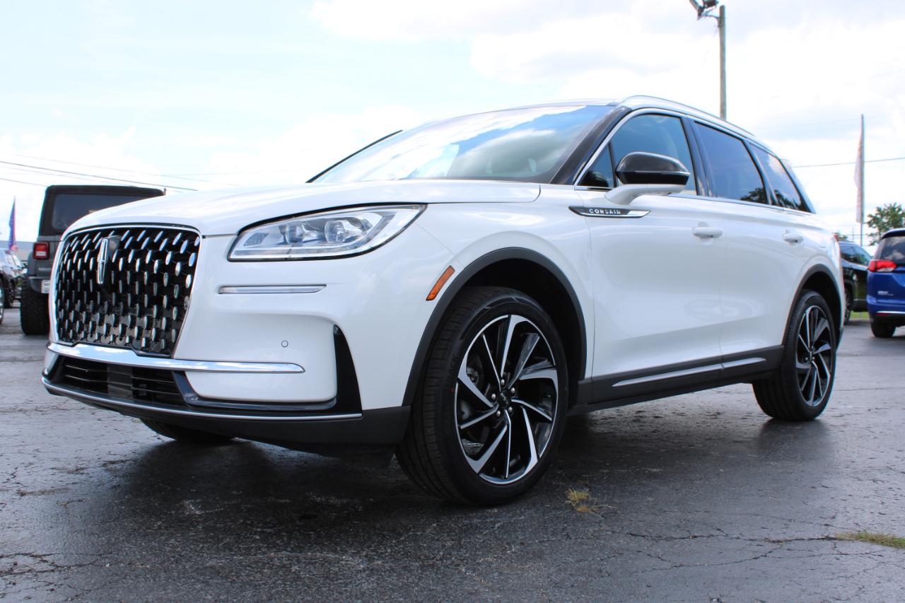 Lincoln Corsair Reserve AWD 2023