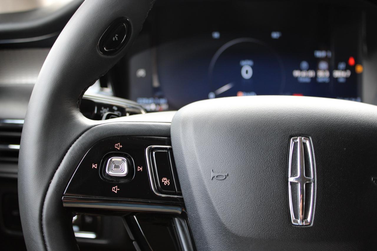 Lincoln Corsair Reserve AWD 2023