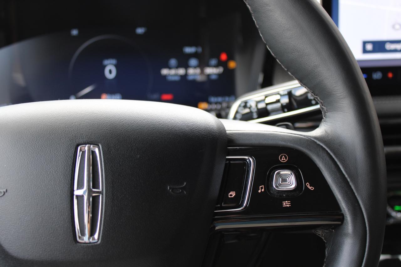 Lincoln Corsair Reserve AWD 2023