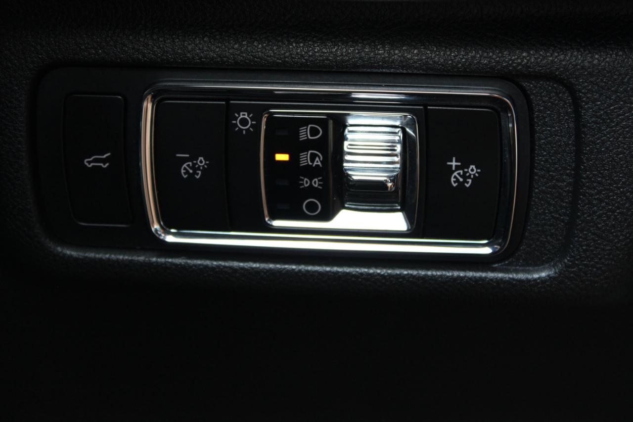 Lincoln Corsair Reserve AWD 2023