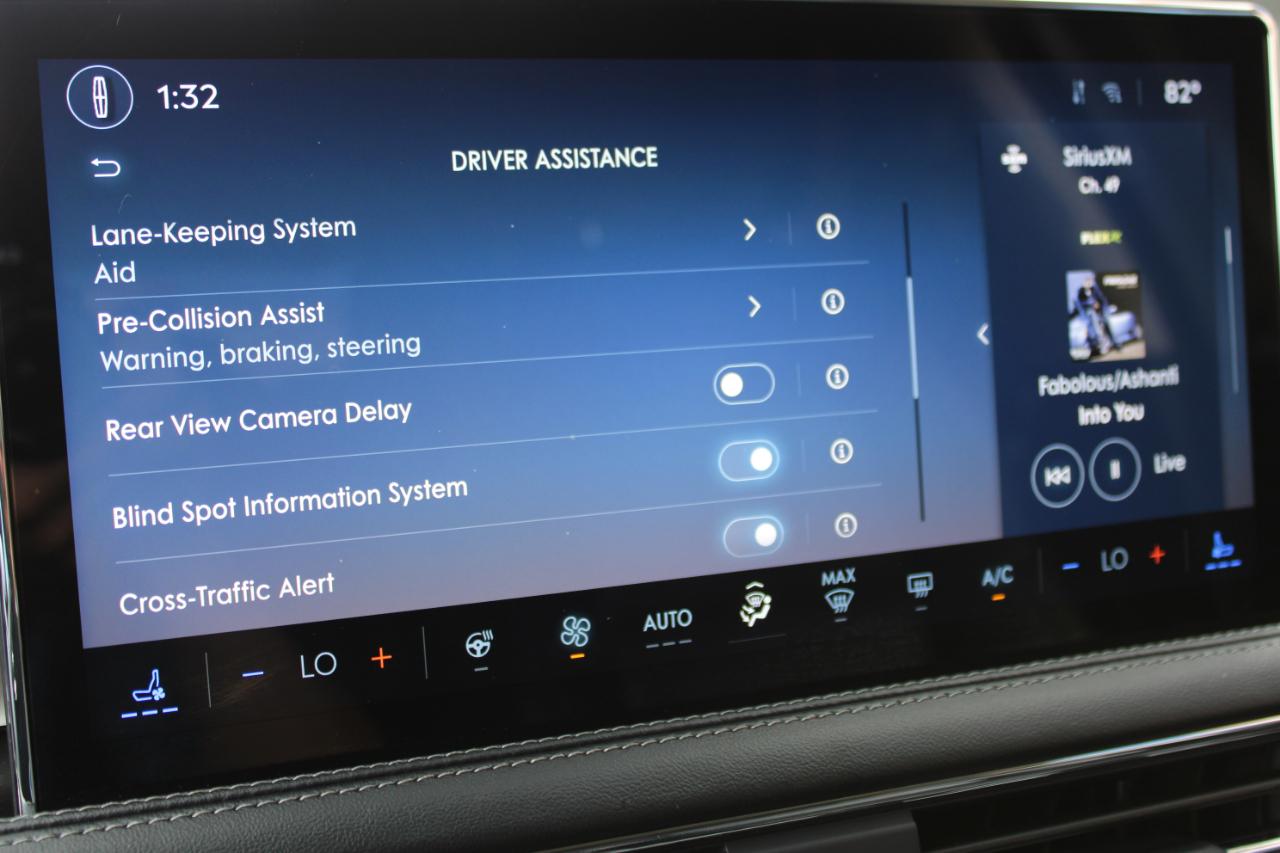 Lincoln Corsair Reserve AWD 2023
