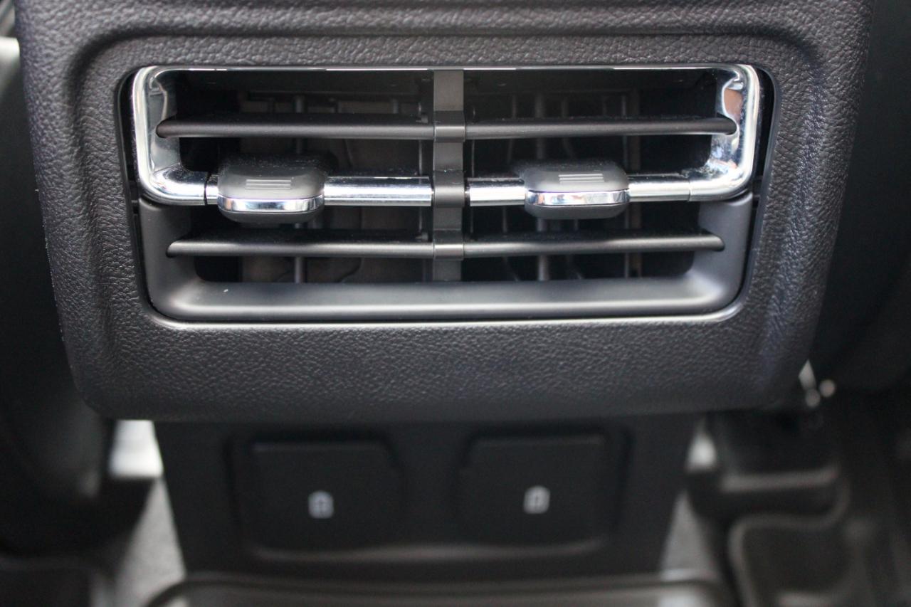 Lincoln Corsair Reserve AWD 2023