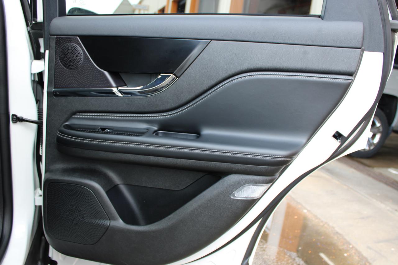 Lincoln Corsair Reserve AWD 2023