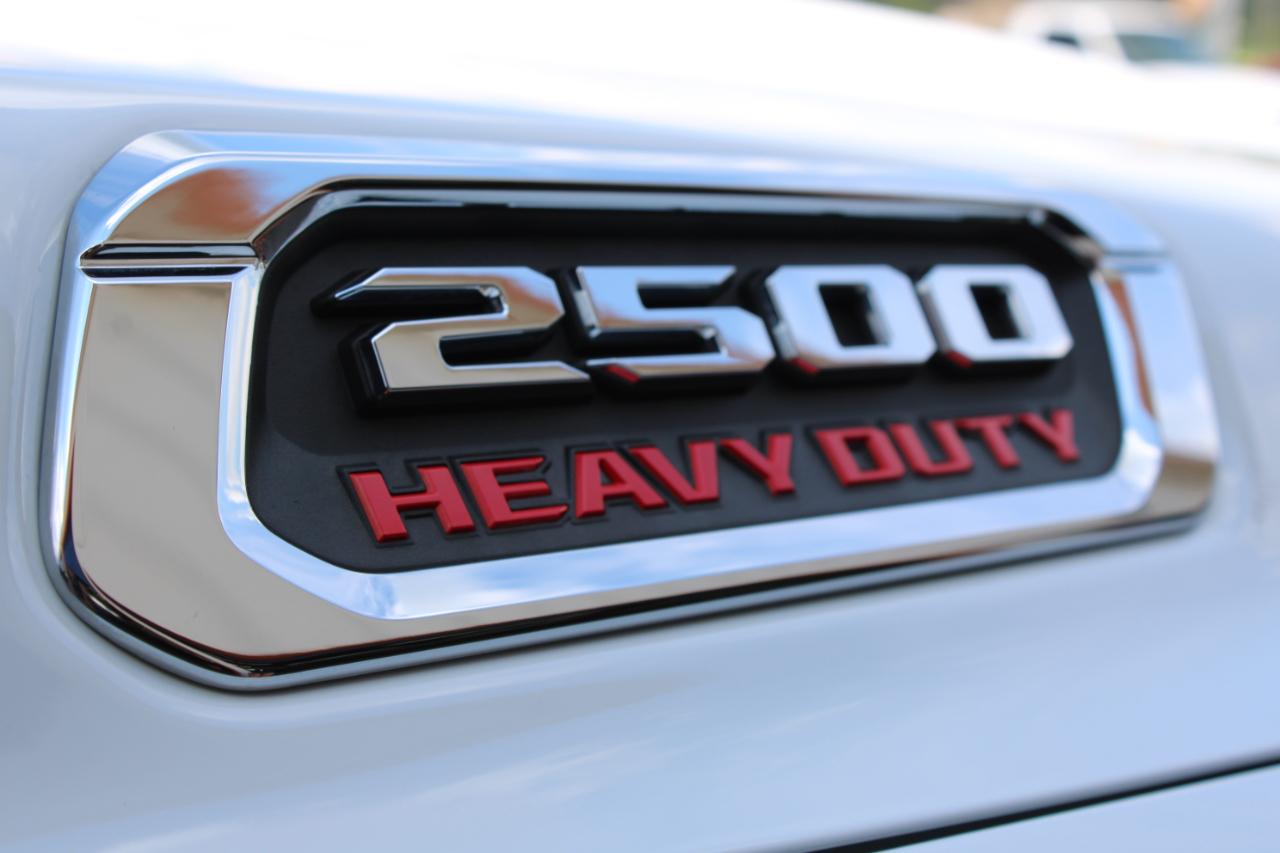 RAM 2500 Laramie Crew Cab SWB 4WD 2024