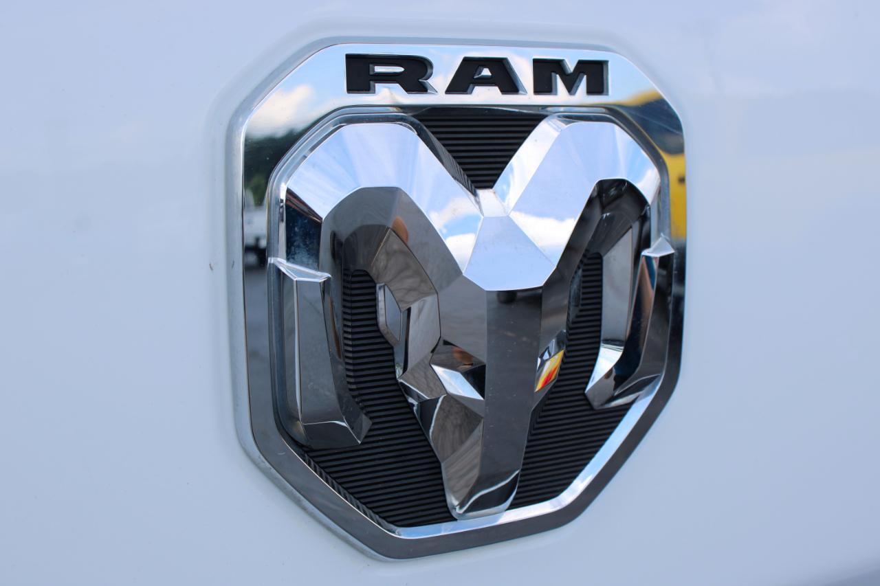 RAM 2500 Laramie Crew Cab SWB 4WD 2024