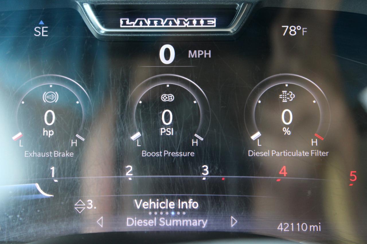 RAM 2500 Laramie Crew Cab SWB 4WD 2024