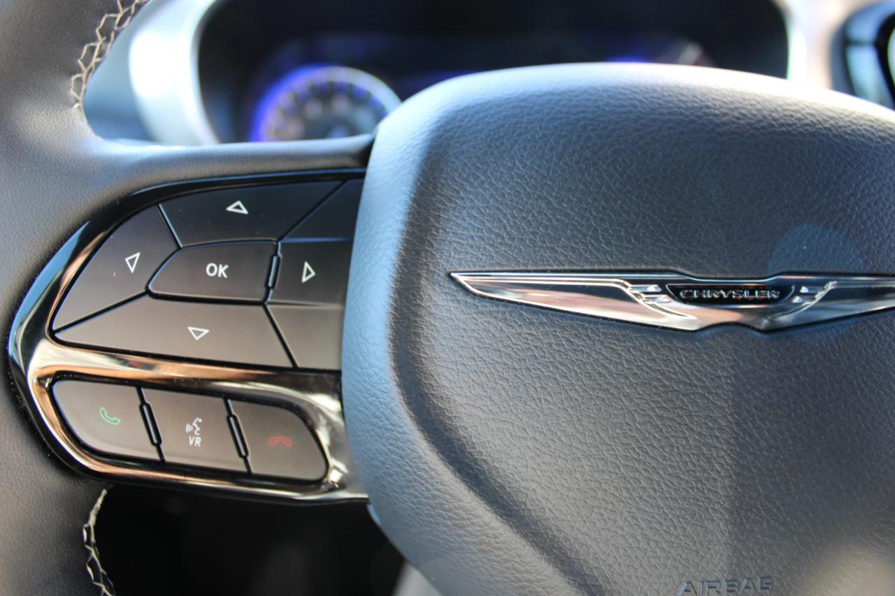 Chrysler Pacifica Limited AWD 2023