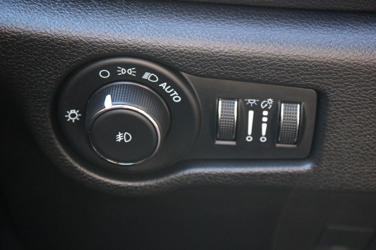 Chrysler Pacifica Limited AWD 2023