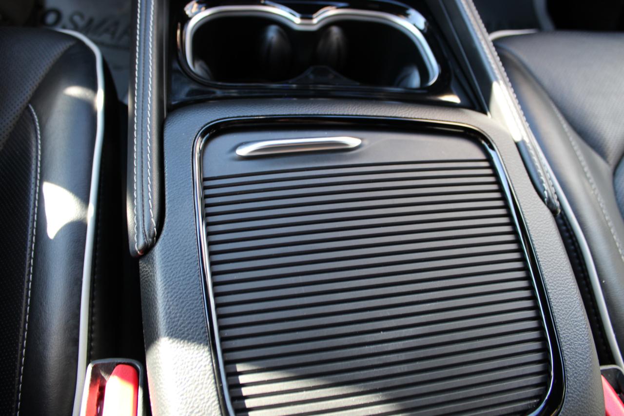 Chrysler Pacifica Limited AWD 2023