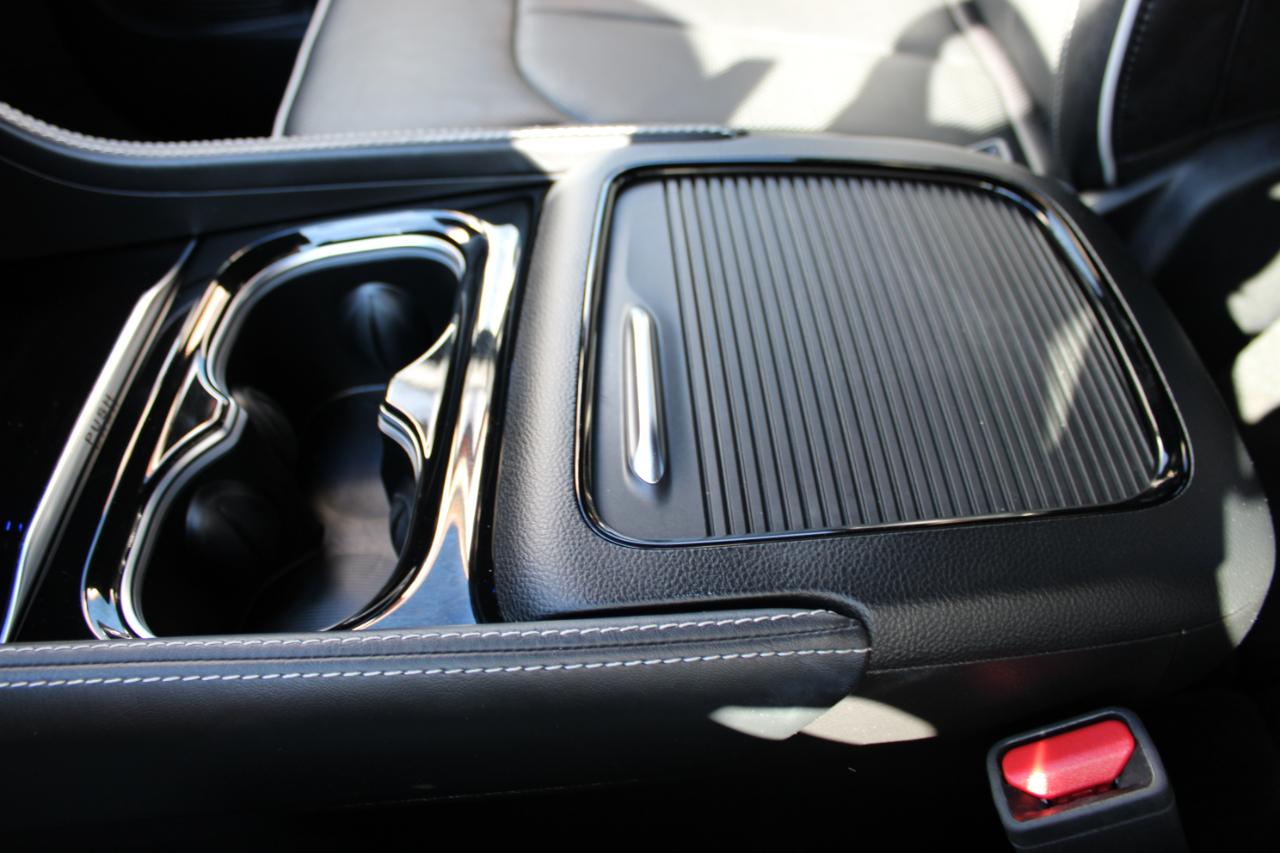 Chrysler Pacifica Limited AWD 2023