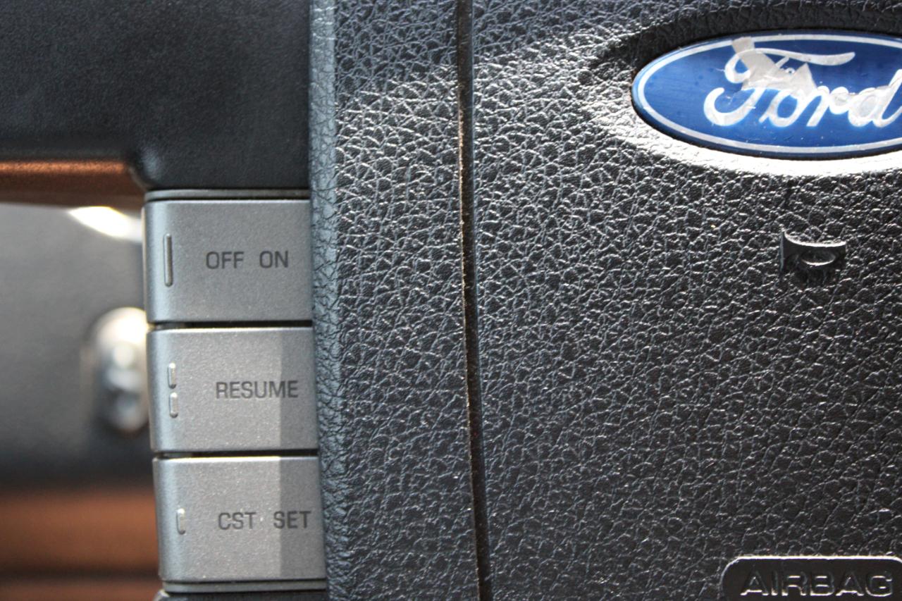 Ford F-150 Lariat SuperCrew 4WD 2006