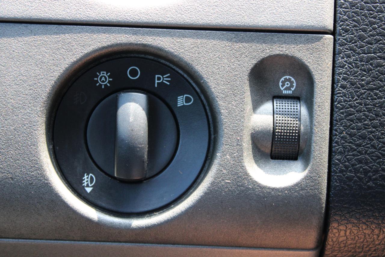 Ford F-150 Lariat SuperCrew 4WD 2006