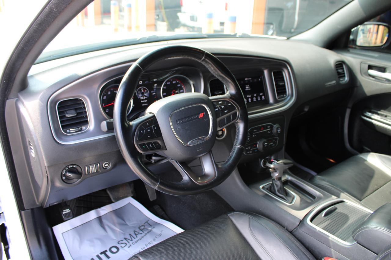 Dodge Charger  2020