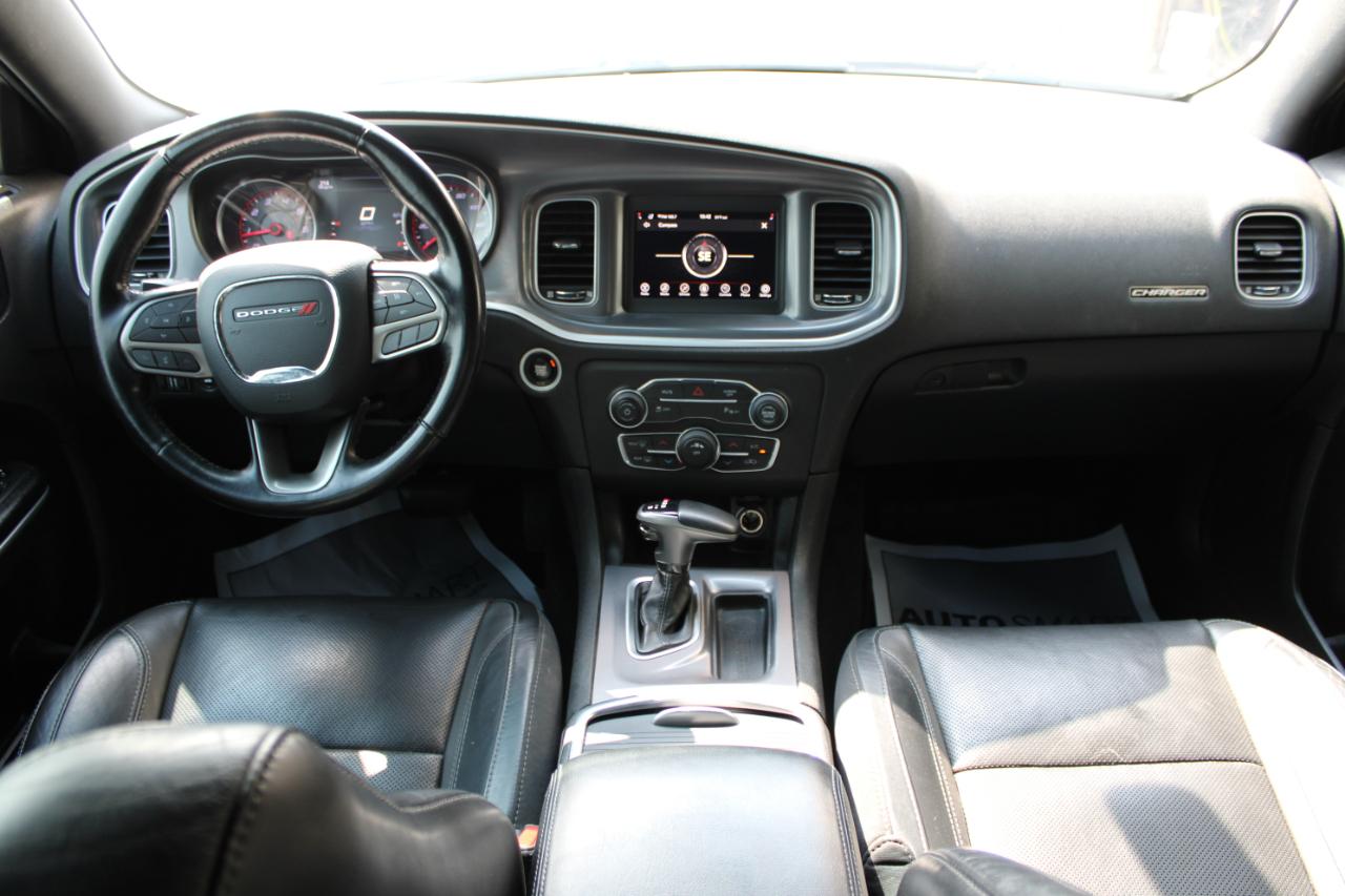 Dodge Charger  2020