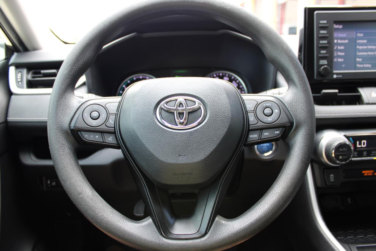 Toyota RAV4 Hybrid XLE 2021