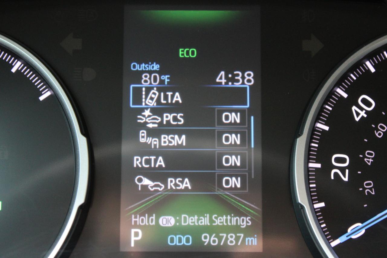 Toyota RAV4 Hybrid XLE 2021