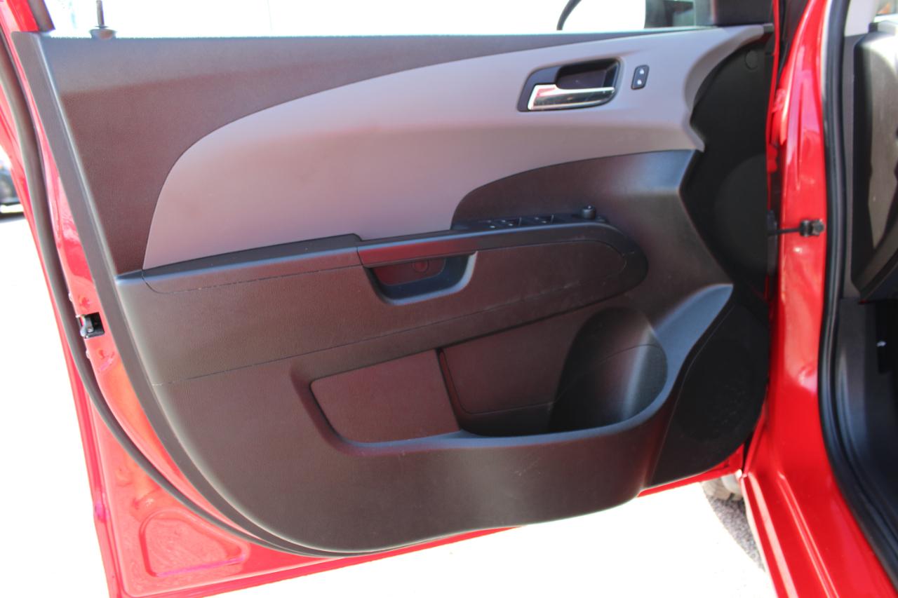 Chevrolet Sonic LT 2018