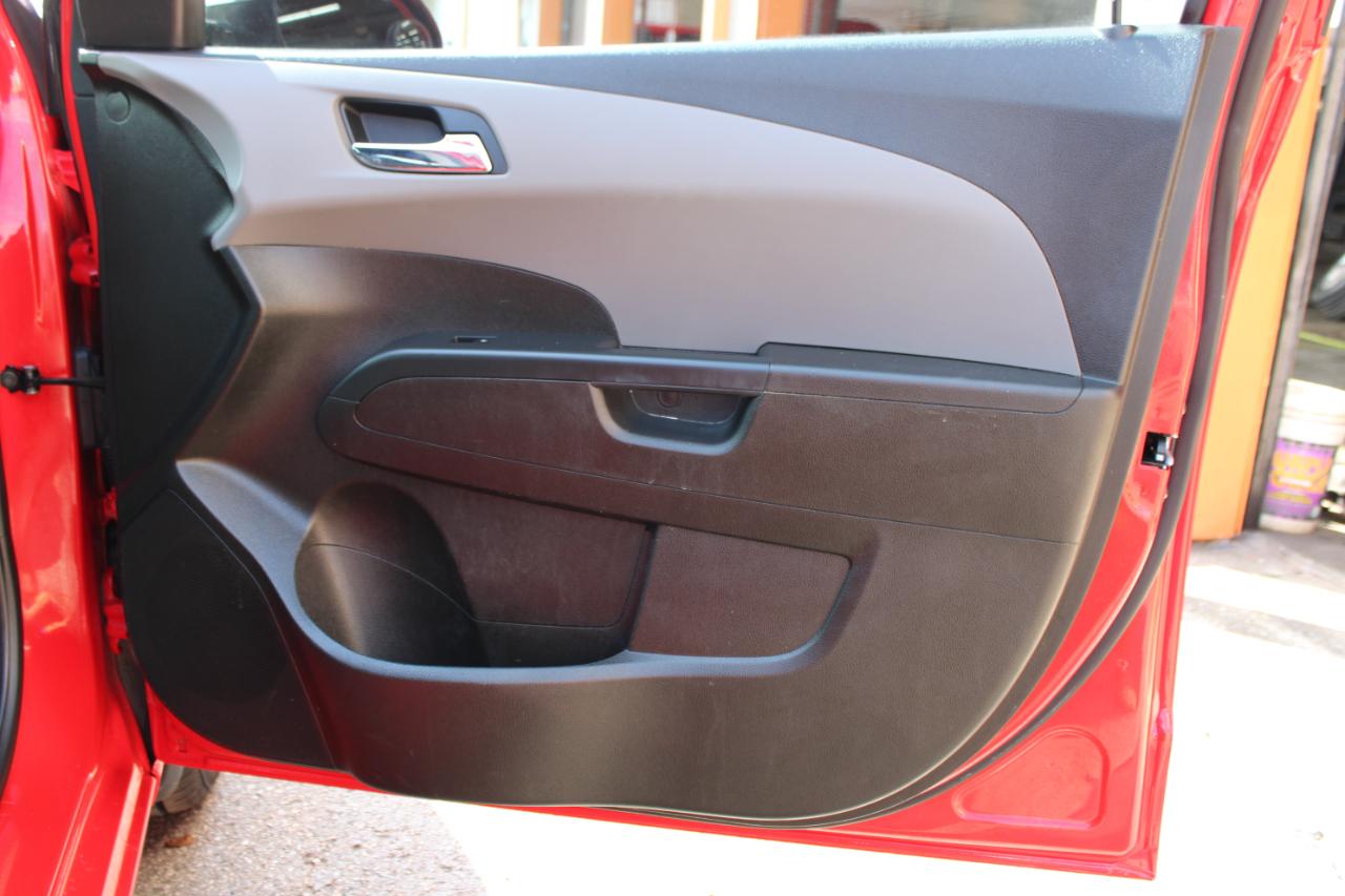 Chevrolet Sonic LT 2018