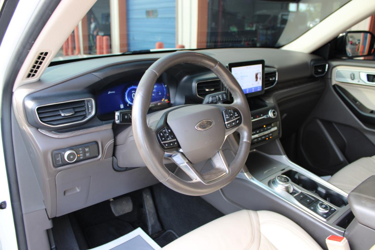 Ford Explorer Platinum 2020