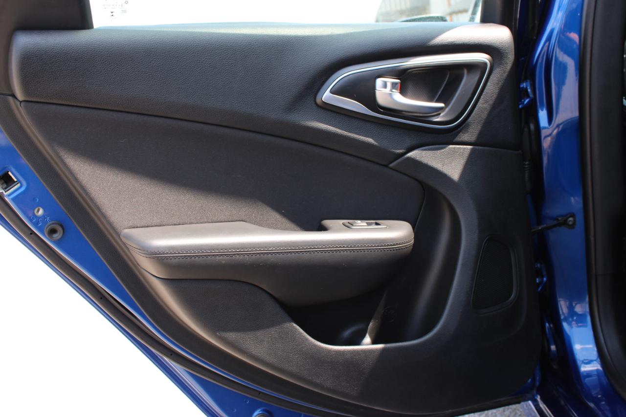 Chrysler 200 Limited 2016