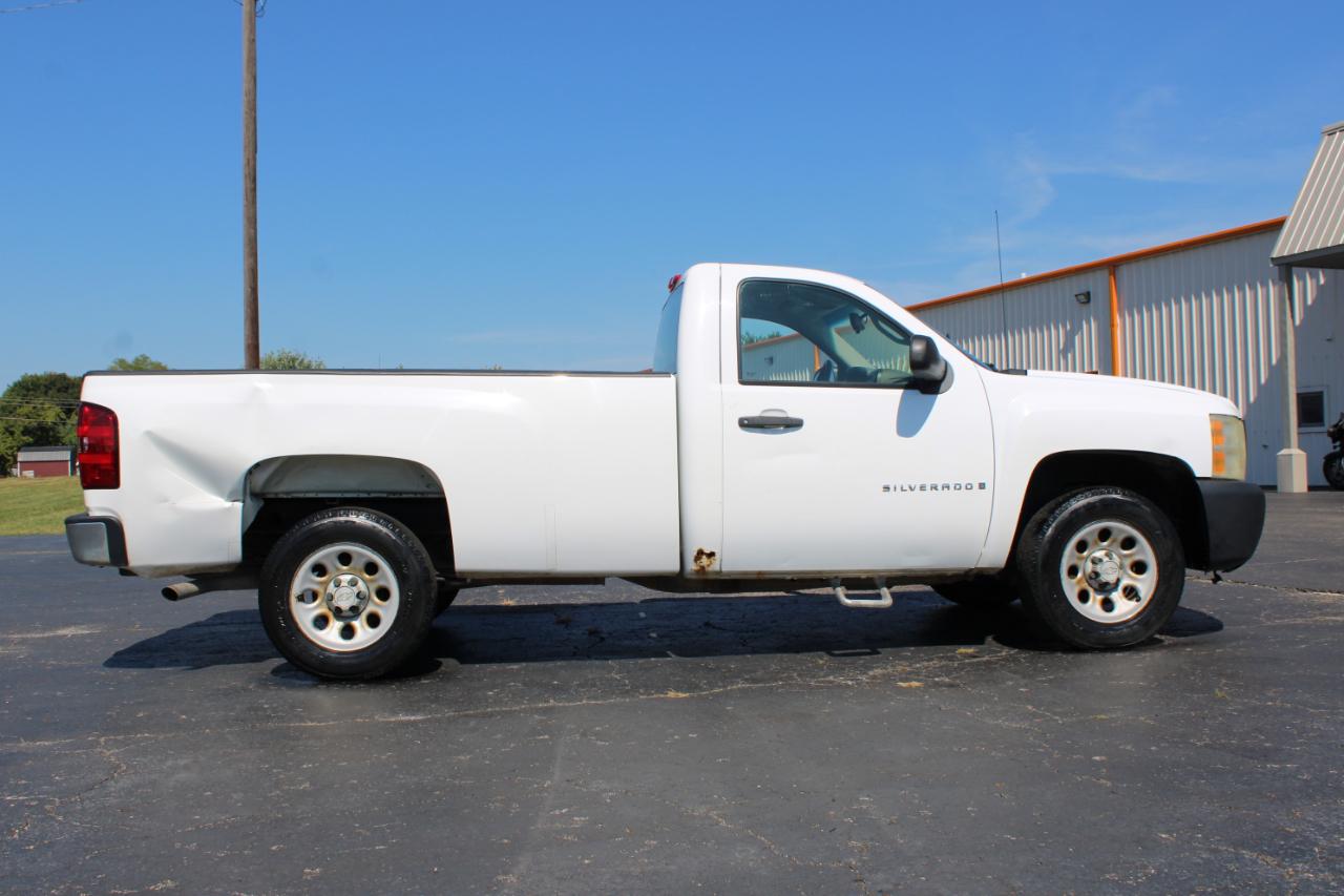 Chevrolet Silverado 1500 Work Truck Std. Box 2WD 2008