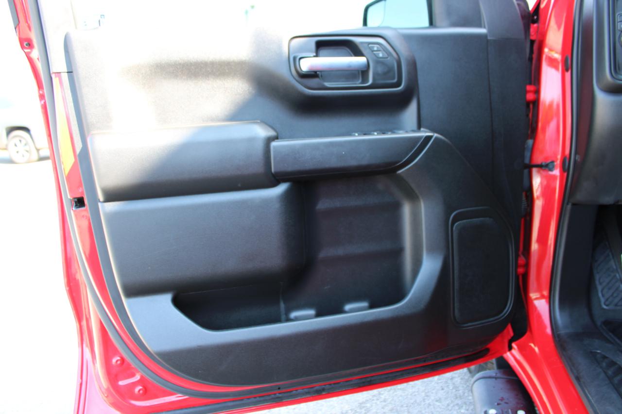 Chevrolet Silverado 1500 Custom Crew Cab Short Box 2WD 2021