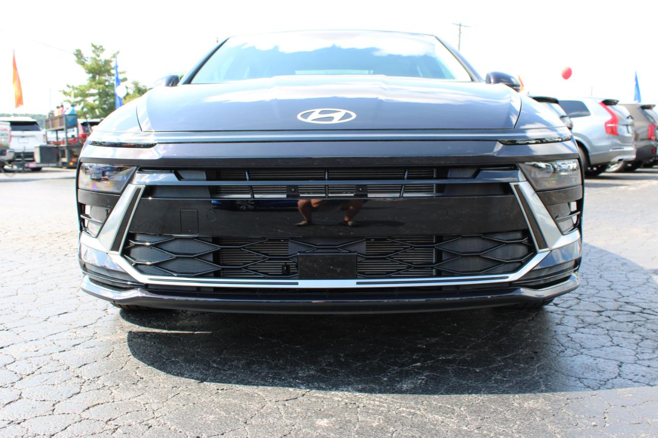 Hyundai Sonata SEL 2025