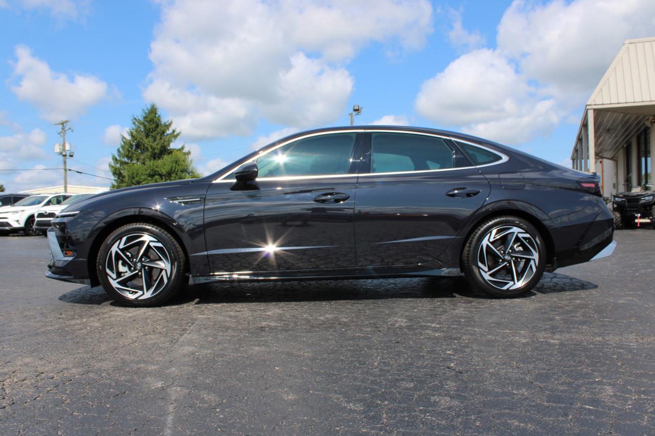 Hyundai Sonata SEL 2025