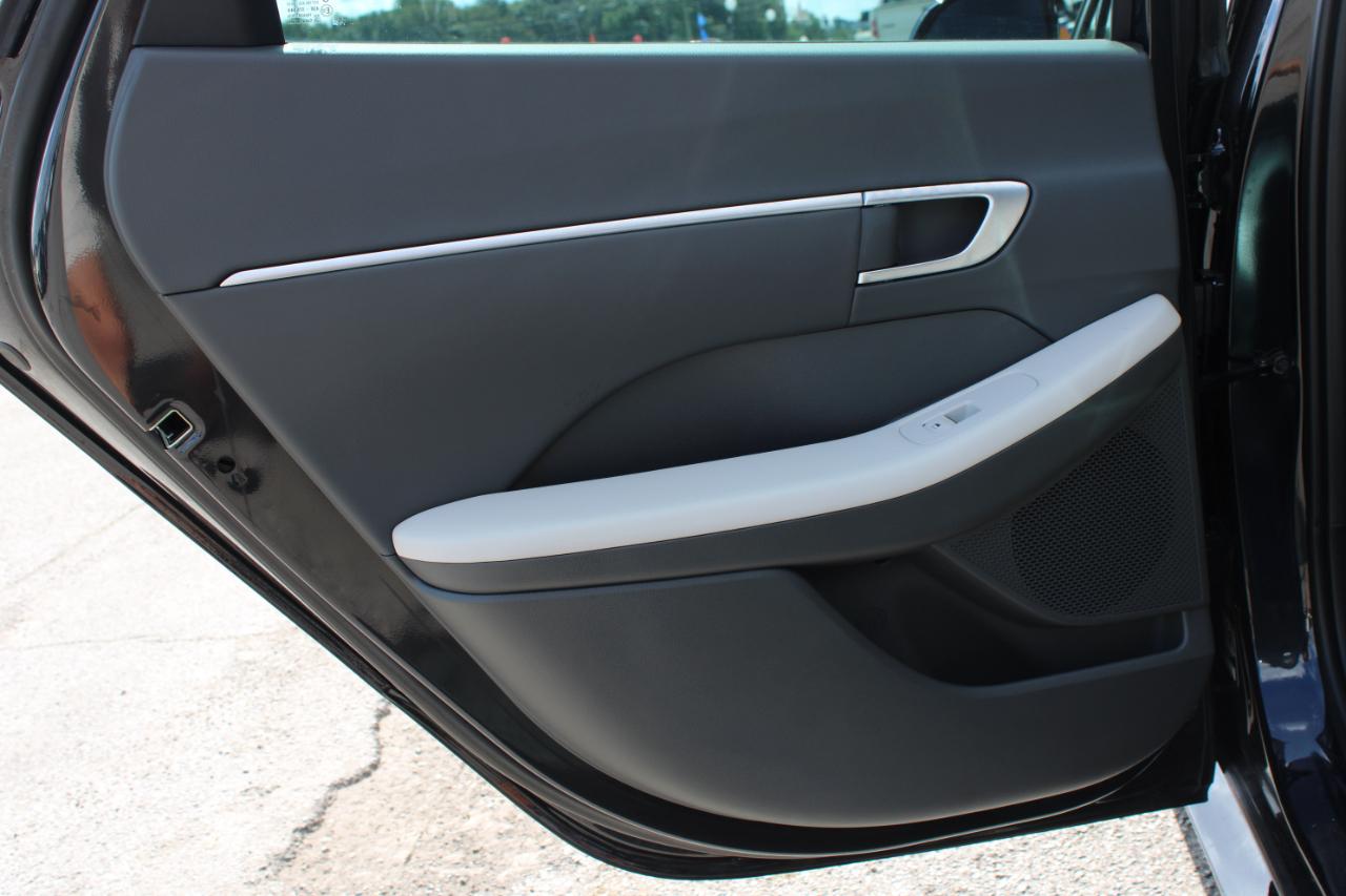 Hyundai Sonata SEL 2025