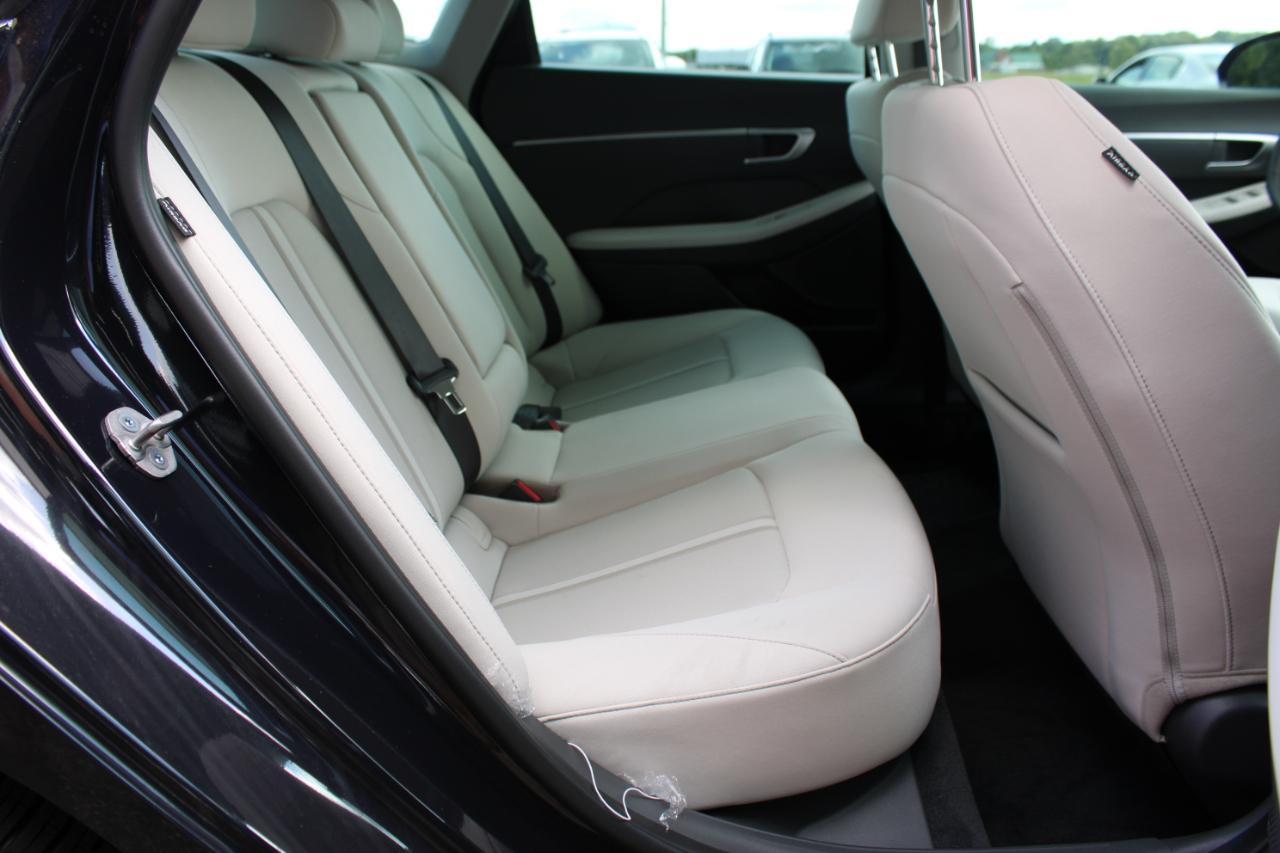 Hyundai Sonata SEL 2025
