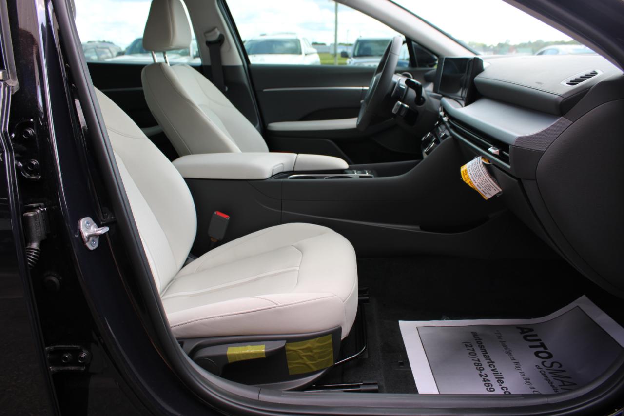 Hyundai Sonata SEL 2025