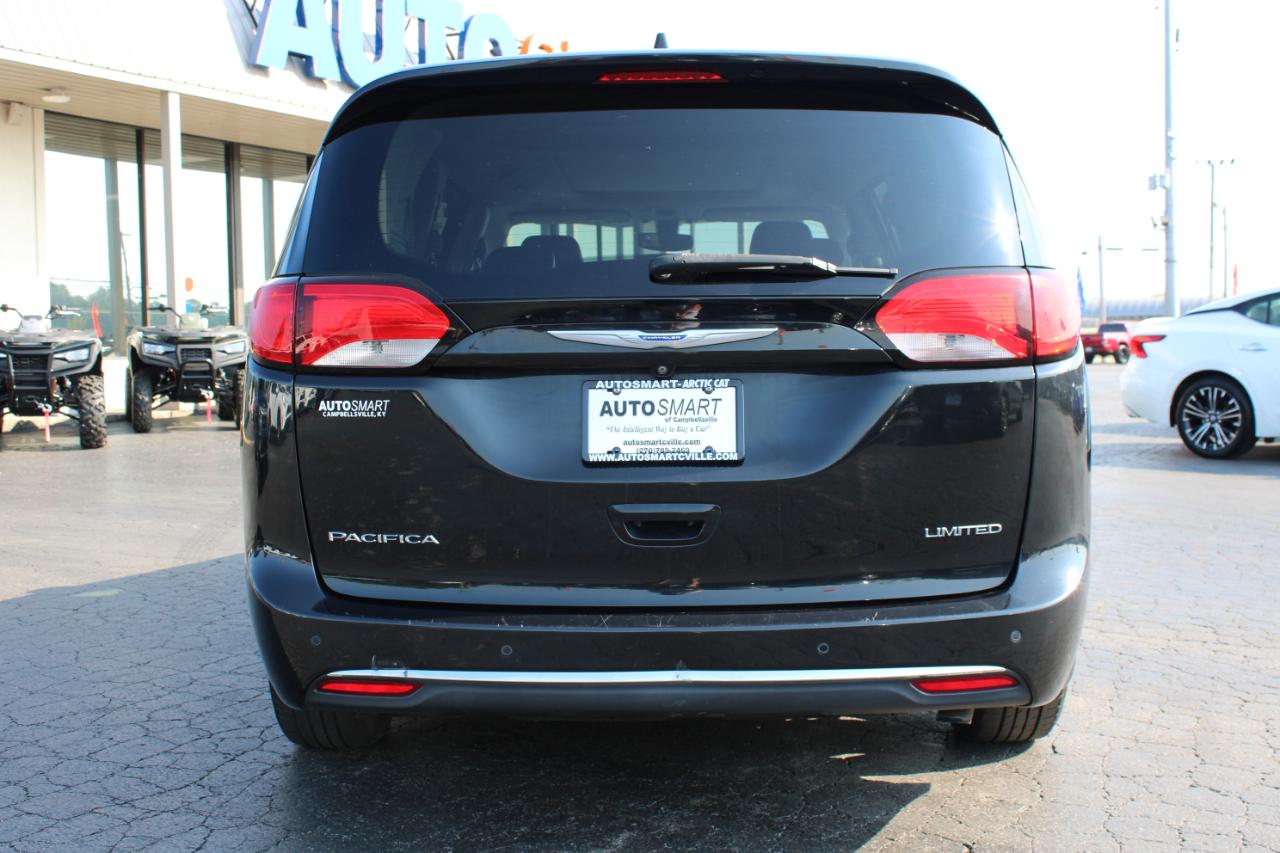 Chrysler Pacifica Limited 2019