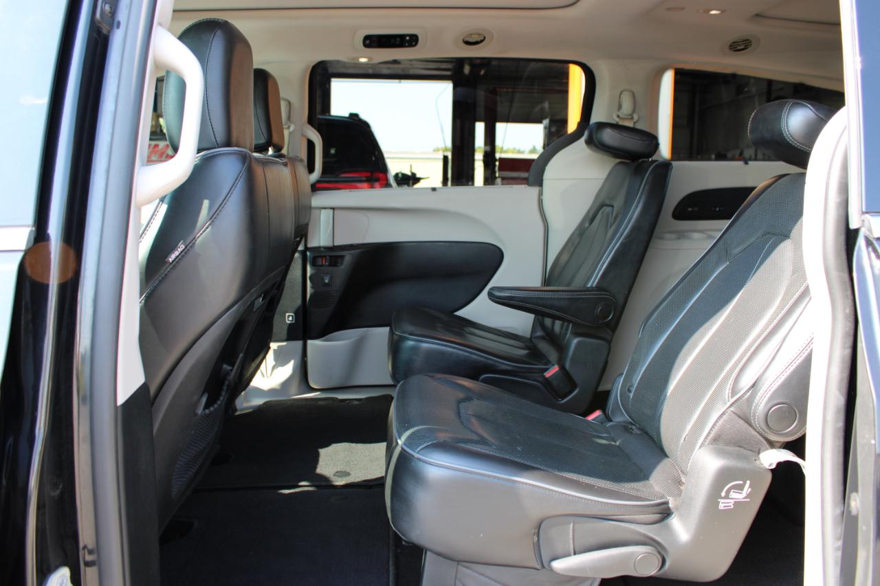 Chrysler Pacifica Limited 2019