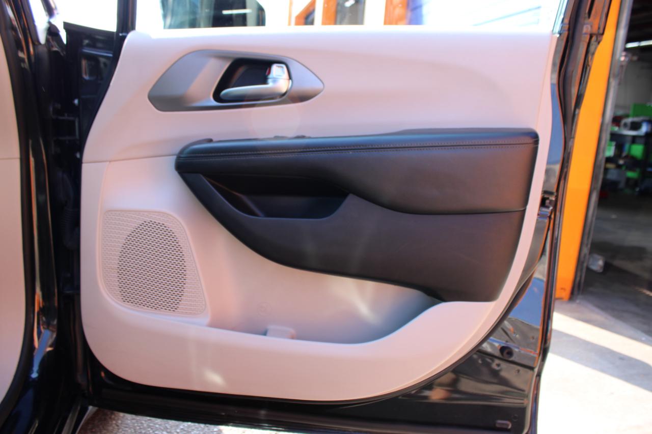 Chrysler Pacifica Limited 2019