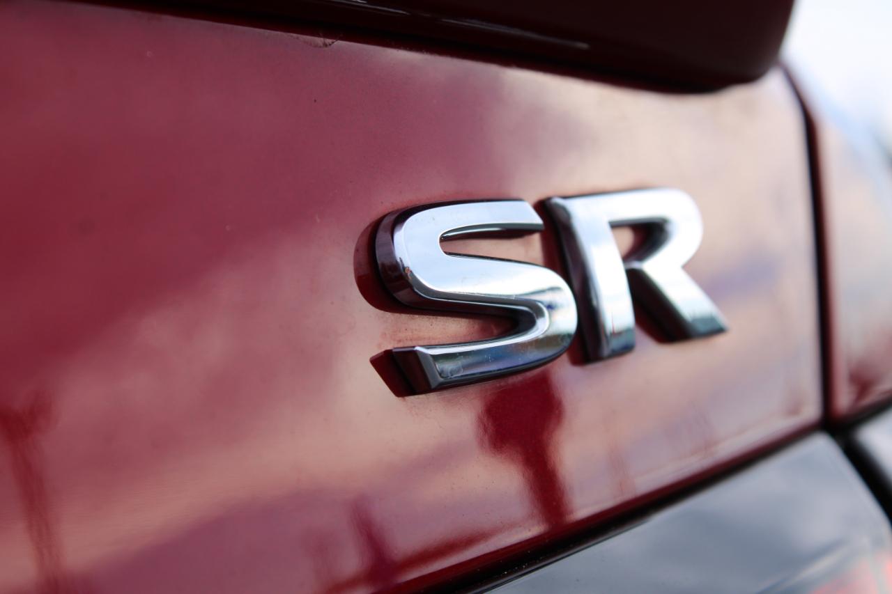 Nissan Versa SR 2021