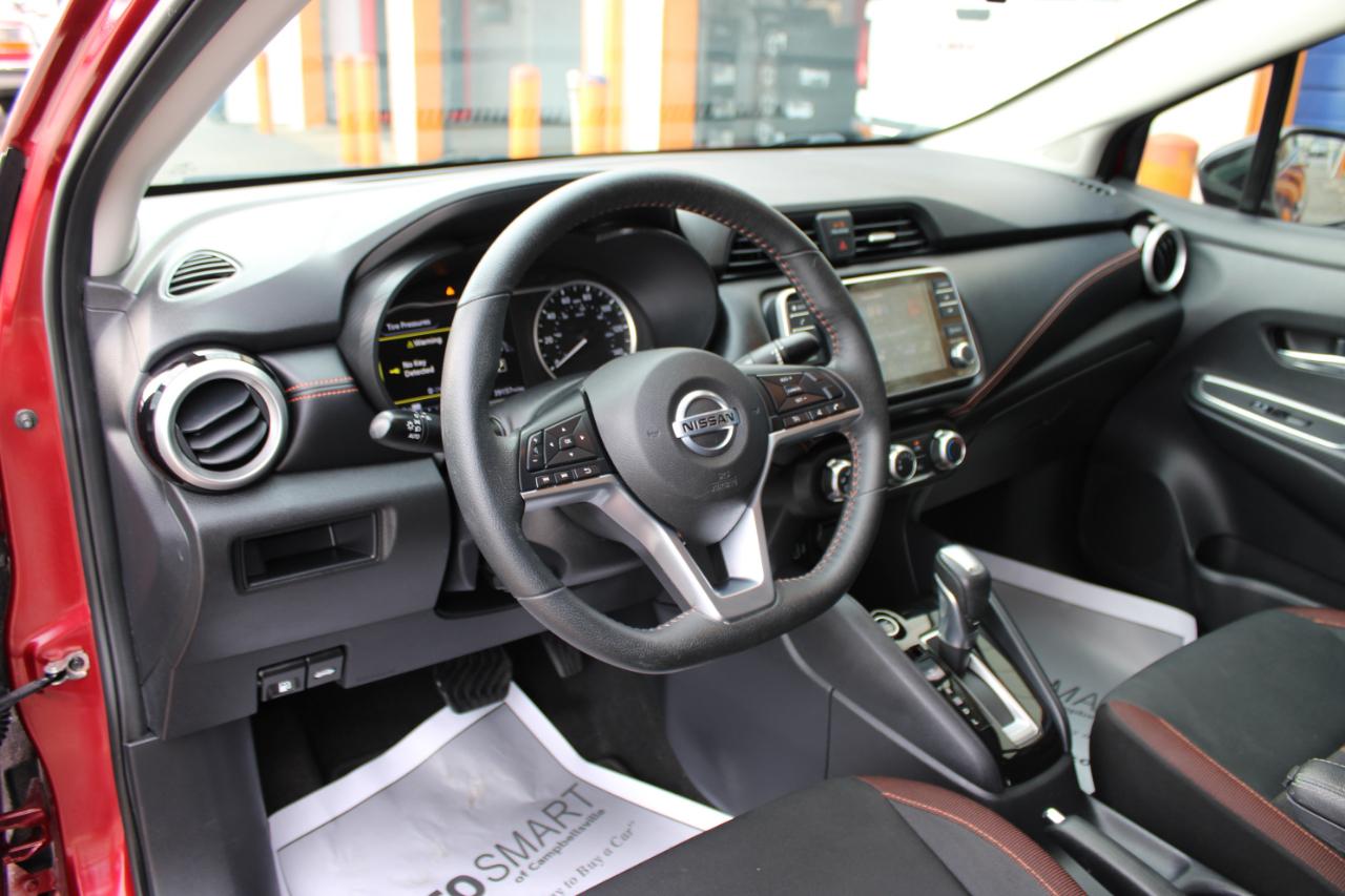 Nissan Versa SR 2021