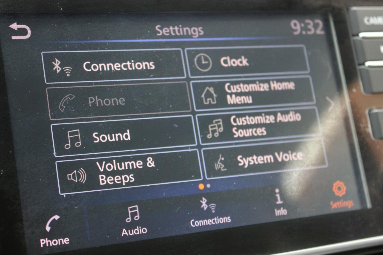 Nissan Versa SR 2021