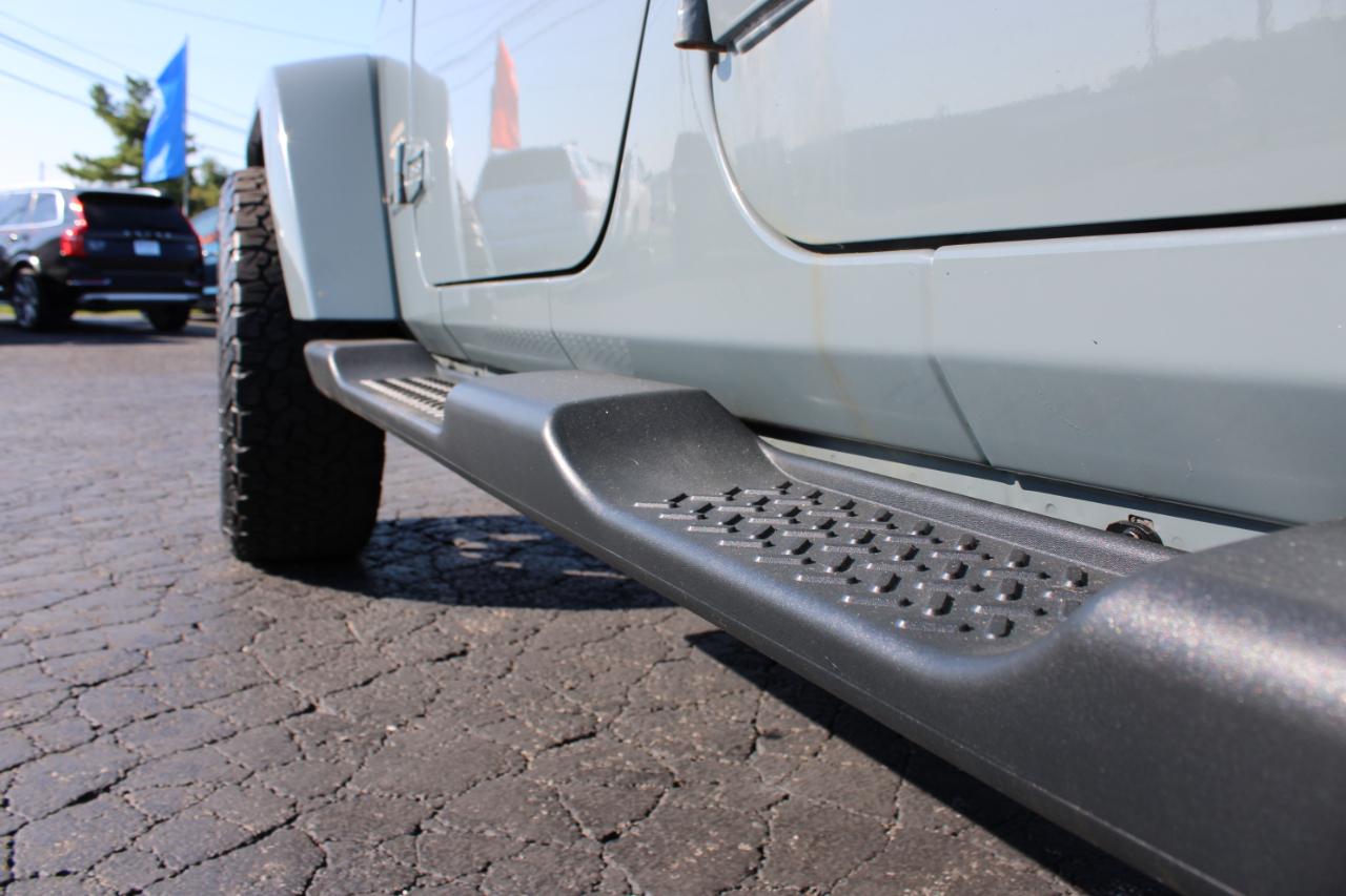 Jeep Wrangler Unlimited Sahara 2015