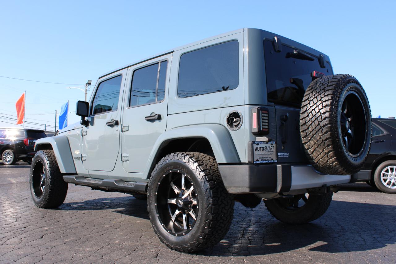 Jeep Wrangler Unlimited Sahara 2015