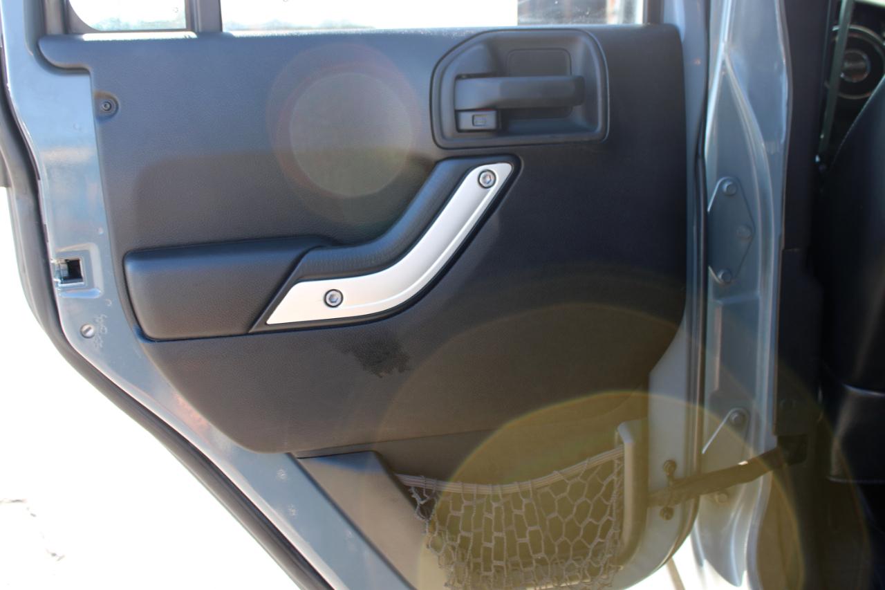 Jeep Wrangler Unlimited Sahara 2015