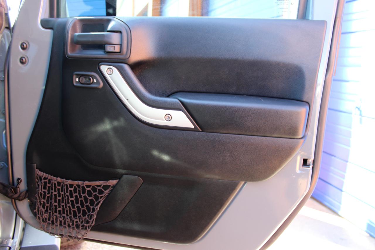 Jeep Wrangler Unlimited Sahara 2015