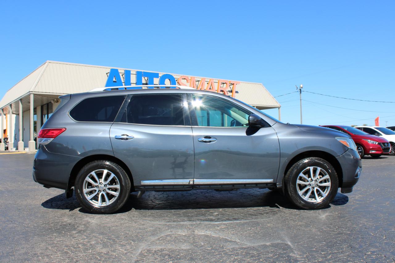 Nissan Pathfinder SL 2013