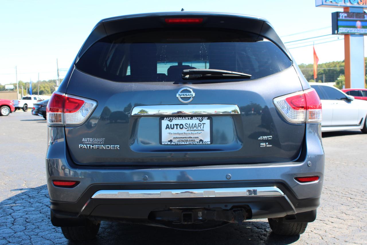 Nissan Pathfinder SL 2013